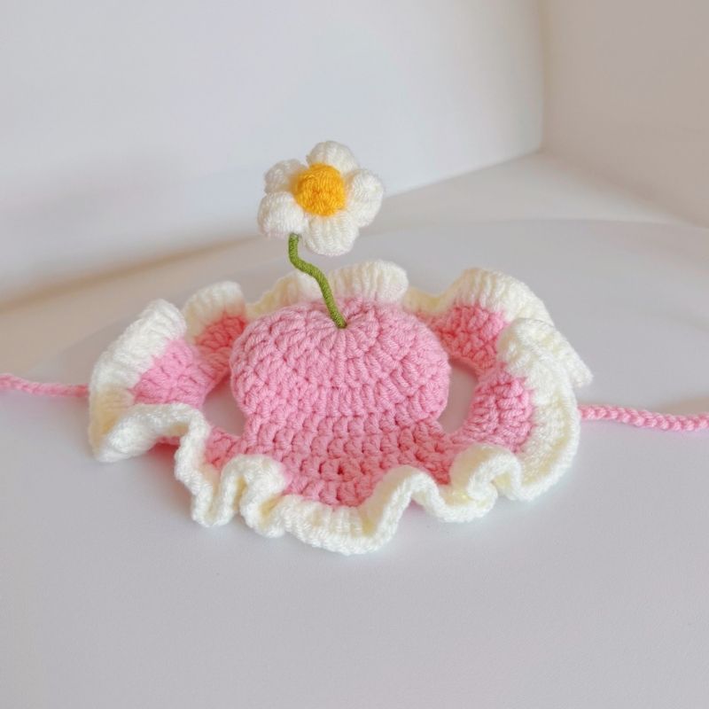 daisy frenchie bonnet