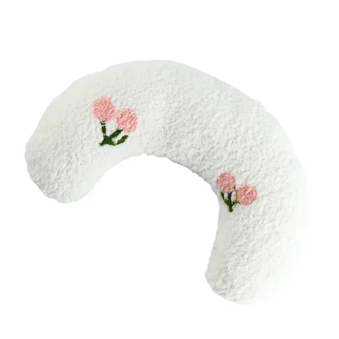 crescent frenchie neck bed